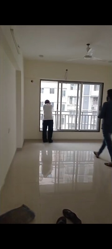  2 BHK Apartment at Ghatkopar East – for Rent