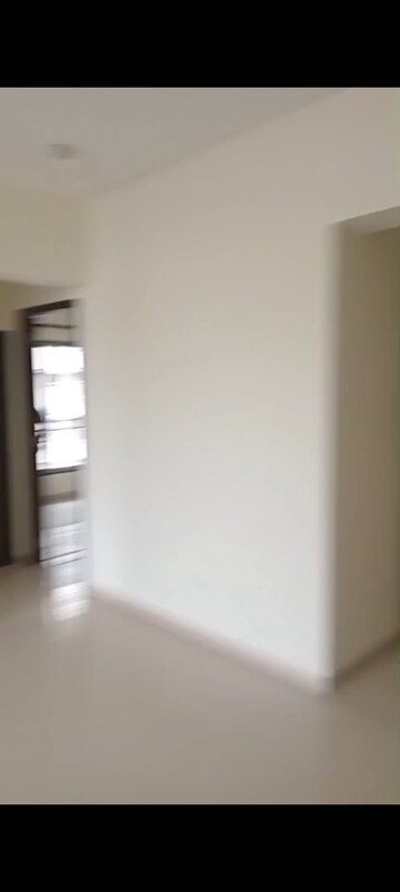 Room in 2 BHK Apartment at Ghatkopar East – for Rent