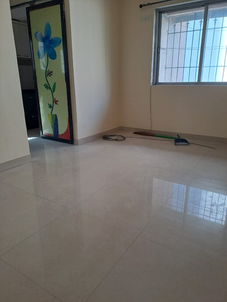 Room, happy-valley 2 Bedroom 1050 Sq.Ft. Apartment In Manpada Thane 8826618