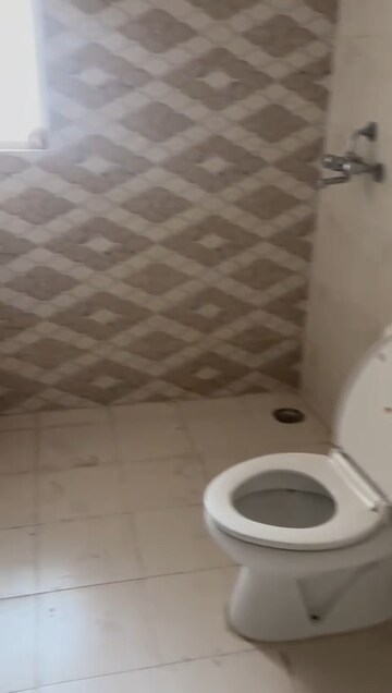 Bathroom in 2.5 BHK Apartment at Fusion Homes, Tech Zone 4 Greater Noida – for Sale