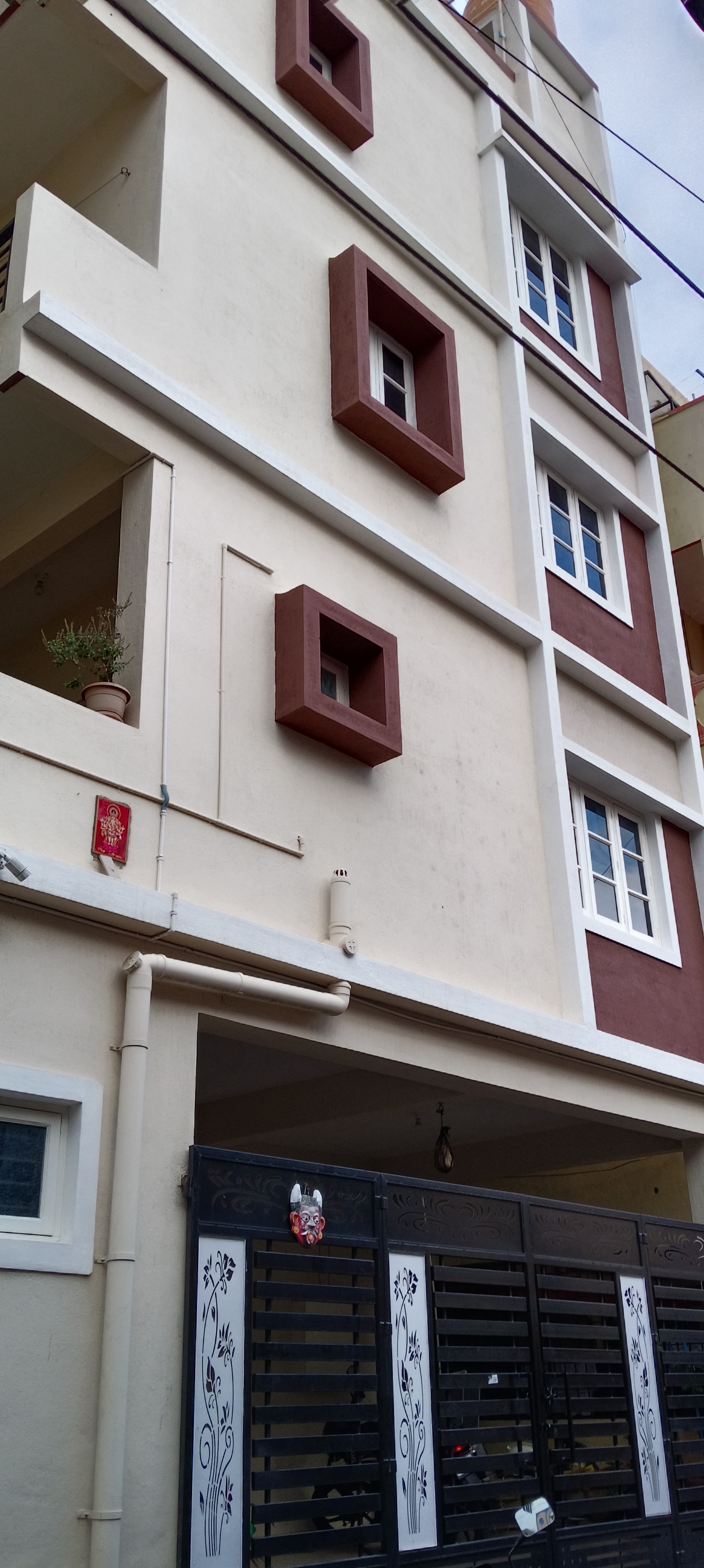 5 BHK + Pooja Room,Servant Room,Study Room Independent House For Sale in Independent House 