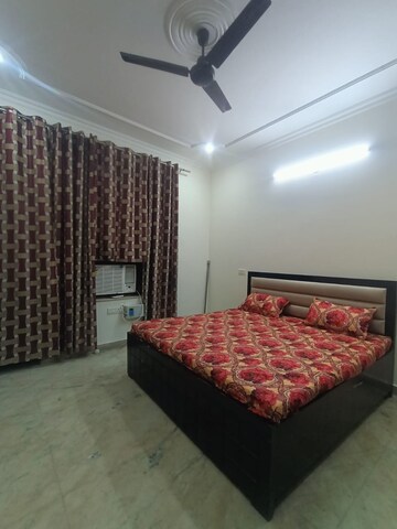 Bedroom in 3 BHK Apartment at Shree Ganesh Apartments Gurgaon, Sector 31 – for Rent