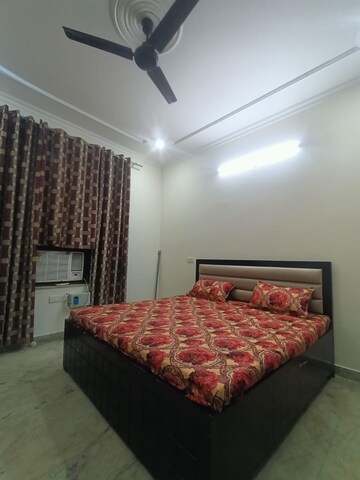 Bedroom in 3 BHK Apartment at Shree Ganesh Apartments Gurgaon, Sector 31 – for Rent