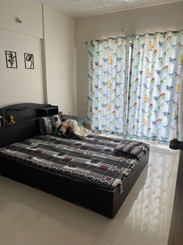 Bedroom in 3 BHK Apartment at Kumar Palmsprings, Undri – for Rent