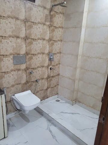 Bathroom in 3.5 BHK Builder Floor at Hari Nagar – for Rent