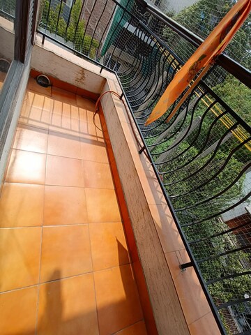 Balcony in 3 BHK Builder Floor at Jaas Enclave, Chittaranjan Park – for Rent