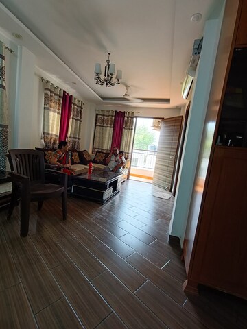 Gym in 3 BHK Builder Floor at Jaas Enclave, Chittaranjan Park – for Rent