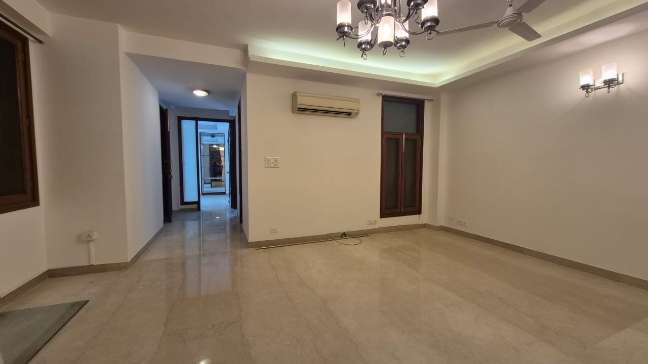 3 BHK + Pooja Room Builder Floor For Rent in DDA Taimoor Enclave