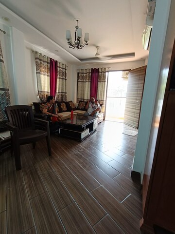 Gym in 3 BHK Builder Floor at DDA Taimoor Enclave, New Friends Colony – for Rent