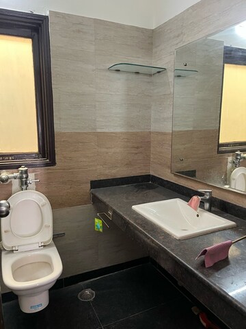 Bathroom in 3 BHK Builder Floor at M2K Aura, Sector 47 – for Rent