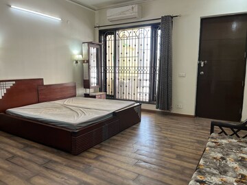 Bedroom in 3 BHK Builder Floor at M2K Aura, Sector 47 – for Rent