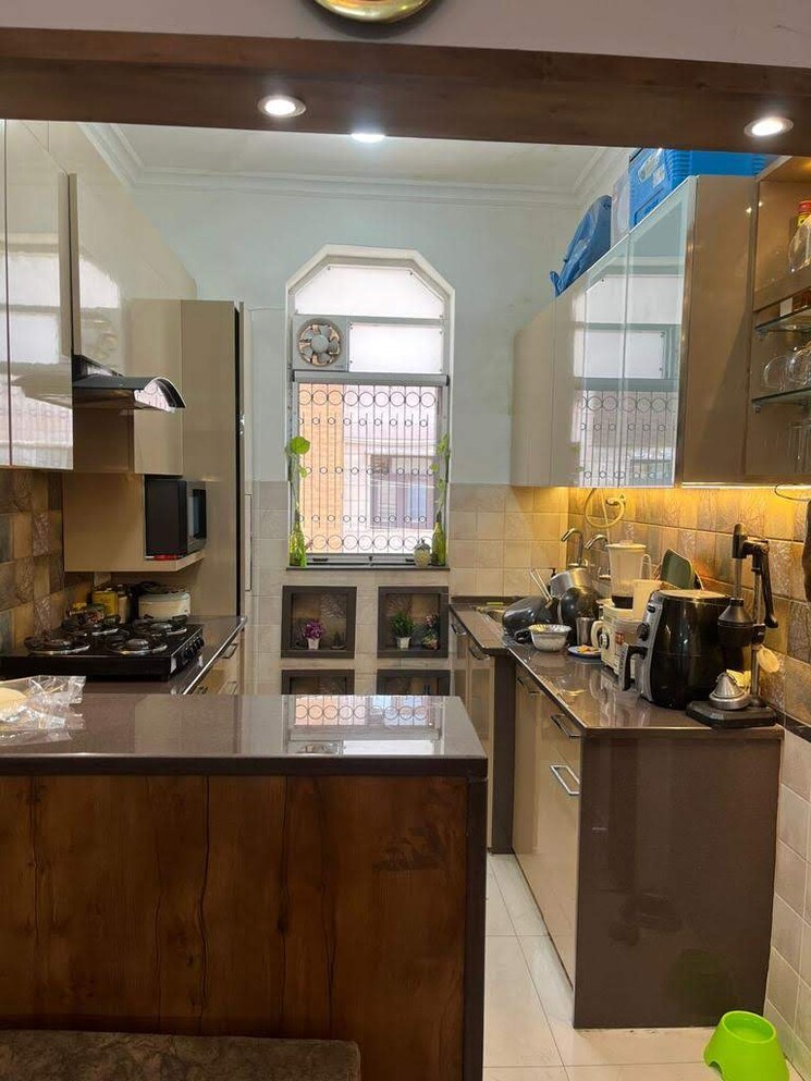 Kitchen, rajouri garden 2 Bedroom 100 Sq.Yd. Builder Floor In Rajouri Garden Delhi 8826701