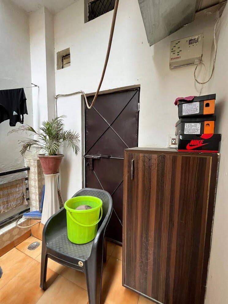 undefined, rajouri garden 2 Bedroom 100 Sq.Yd. Builder Floor In Rajouri Garden Delhi 8826701