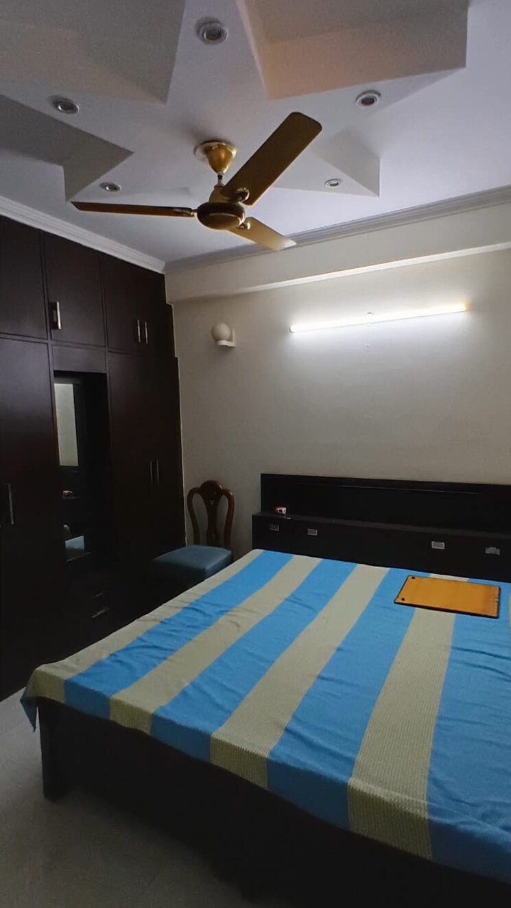 Bedroom, ss-southend-floors 3 Bedroom 1800 Sq.Ft. Builder Floor In South City 2 Gurgaon 8826710