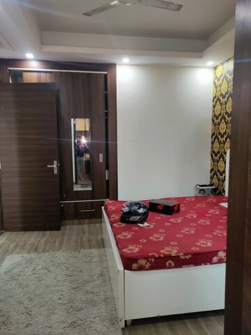 Bedroom in 3 BHK Builder Floor at Unitech South City II, Sector 50 – for Rent