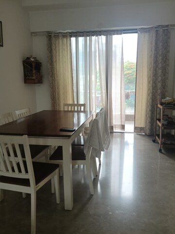 Staircase in 3.5 BHK Apartment at Shapoorji Pallonji Vicinia, Powai – for Rent