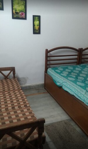 2 BHK Builder Floor For Sale in Lajpat Nagar