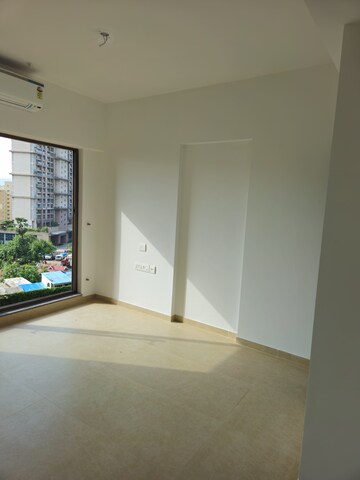 Room in 2 BHK Apartment at Kanakia Codename Future D, Powai – for Rent