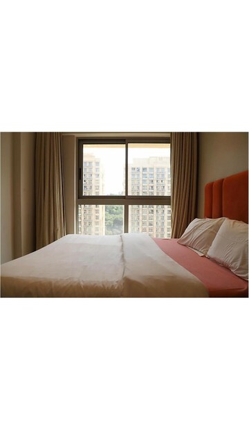 Bedroom in 1 BHK Apartment at Hiranandani Regent Hill, Powai – for Rent