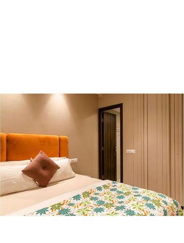 Bedroom in 1 BHK Apartment at Hiranandani Regent Hill, Powai – for Rent