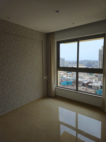 Room in 1 BHK Apartment at Hiranandani Highland, Powai – for Rent