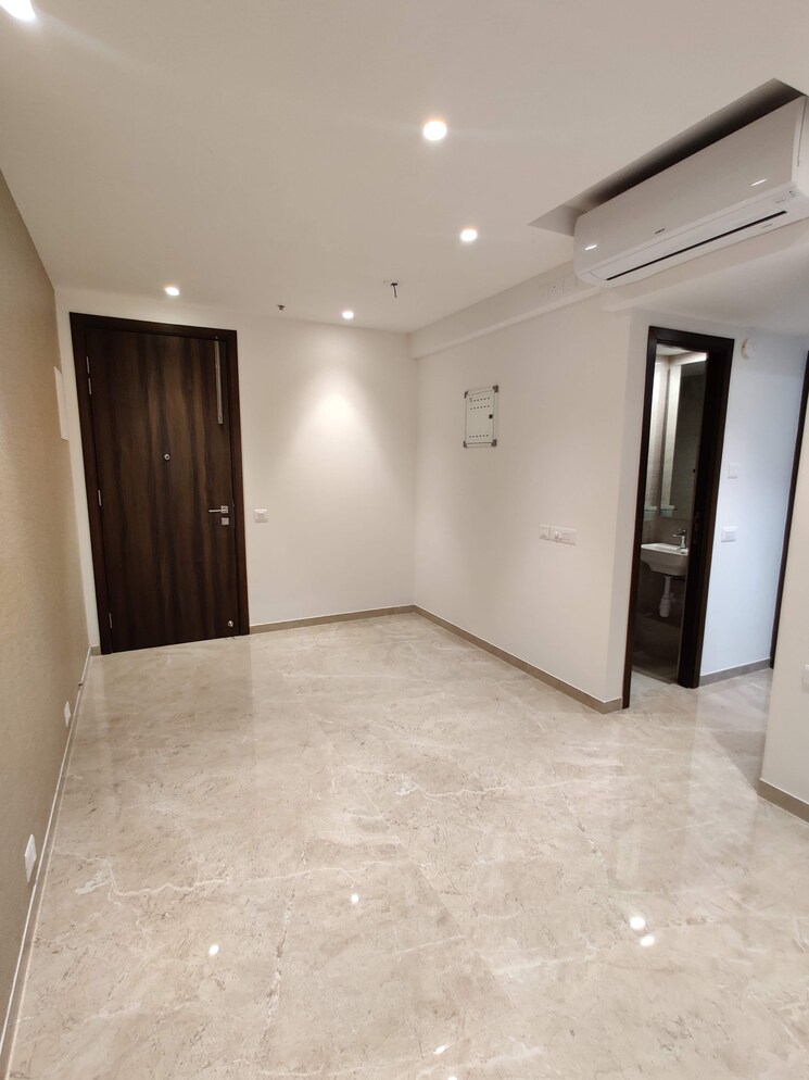 Room, hiranandani-regent-hill 1 Bedroom 379 Sq.Ft. Apartment In Powai Mumbai 8826742