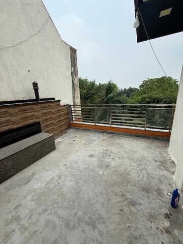 Balcony in 1 BHK Apartment at Kalkaji – for Rent
