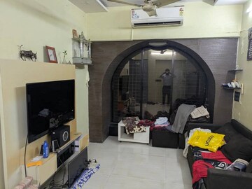 Parking in 1 BHK Apartment at Kakad Estate Worli, Worli – for Rent