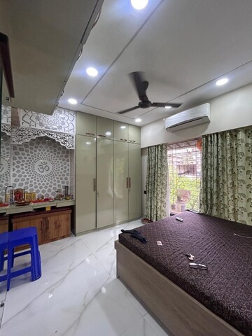 Bedroom in 2 BHK Apartment at Leela Cliff CHS, Dahisar West – for Rent