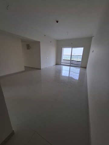 Room in 2 BHK Apartment at Avon Vista, Balewadi – for Rent