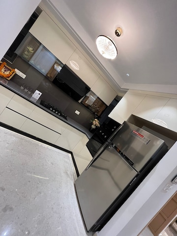 Kitchen in 3.5 BHK Builder Floor at Sector 99 – for Sale