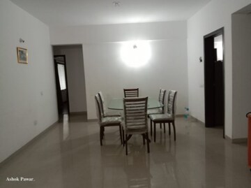 Room in 2 BHK Apartment at Shreyas Crest, Baner – for Rent