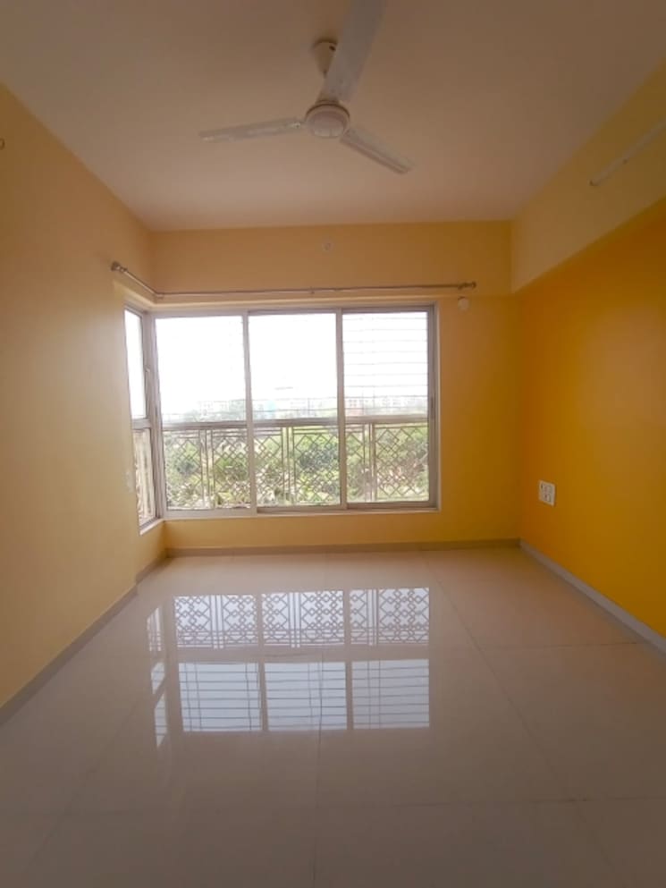 Room, mandpeshwar-industrial-estate 1 Bedroom 420 Sq.Ft. Apartment In Borivali West Mumbai 8826820