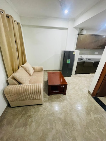 Living Room in 2 BHK Builder Floor at Eros Rosewood City, Sector 49 – for Rent
