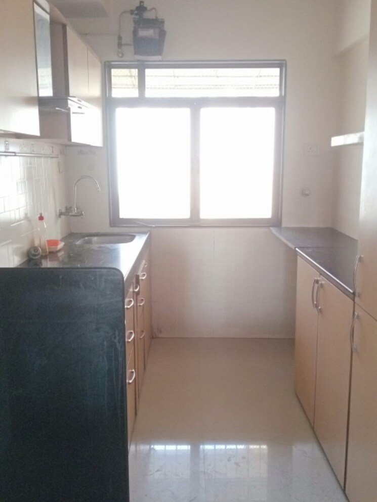 Room, mat-cornel-heights 1 Bedroom 550 Sq.Ft. Apartment In Ic Colony Mumbai 8826829
