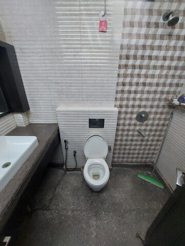Bathroom in 3 BHK Builder Floor at Gujranwala Town – for Rent