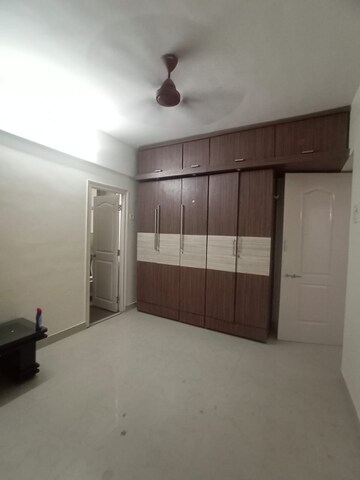 Room in 2 BHK Apartment at Rupali CHS, Malad West – for Rent