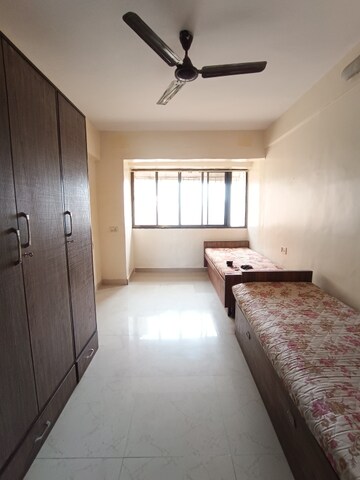Room in 2 BHK Apartment at Rupali CHS, Malad West – for Rent