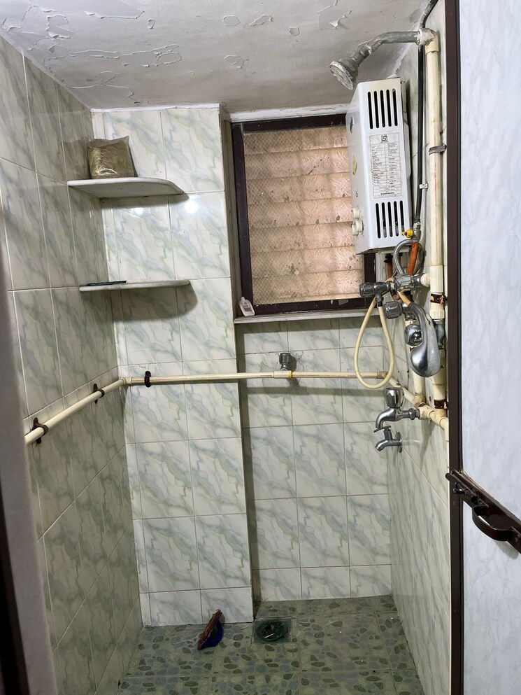 Balcony, sai-baba-complex-goregaon 1 Bedroom 400 Sq.Ft. Apartment In Goregaon East Mumbai 8826669