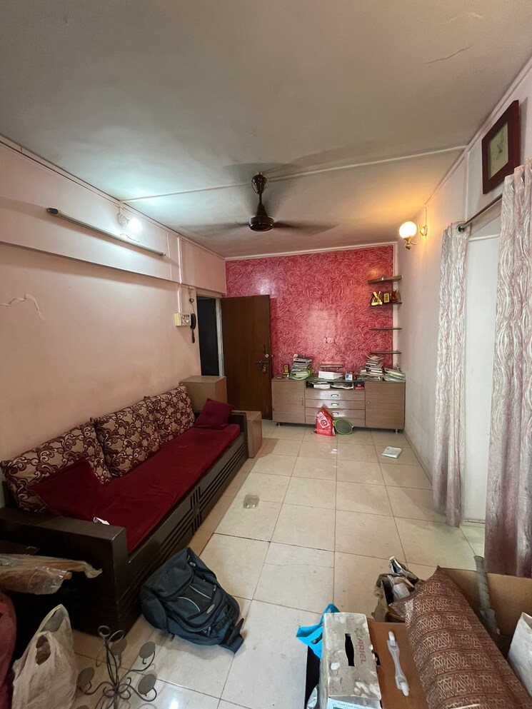 Living Room, sai-baba-complex-goregaon 1 Bedroom 400 Sq.Ft. Apartment In Goregaon East Mumbai 8826669