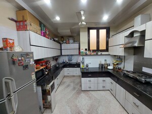 Kitchen in 3 BHK Builder Floor at Mahindru Enclave – for Sale