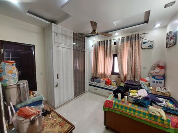 Bedroom in 3 BHK Builder Floor at Mahindru Enclave – for Sale