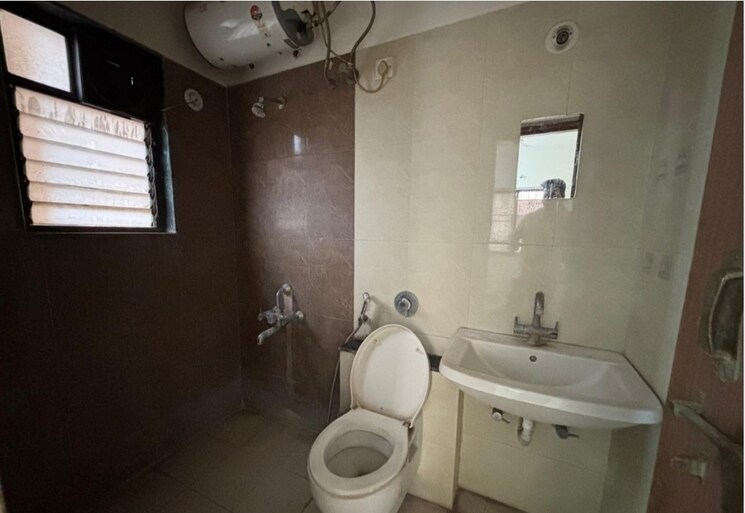 Bathroom, raheja-vistas-phase-3 2 Bedroom 860 Sq.Ft. Apartment In Mohammadwadi Pune 8826867