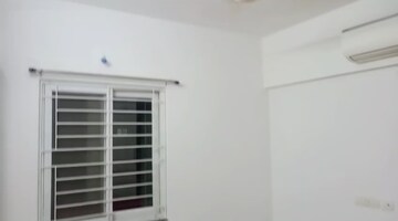 Room in 2.5 BHK Apartment at Candeur 40, Miyapur – for Rent