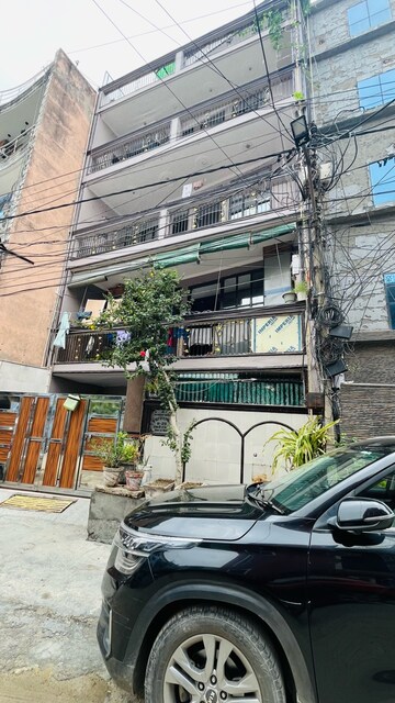 3.5 BHK Independent House – Exterior View View at CGHS Shatabdi Enclave, Sector 49 - for Sale