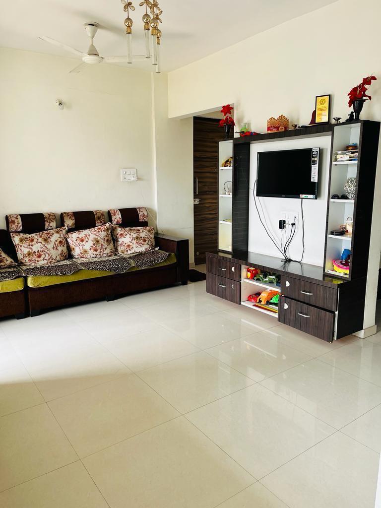 2 BHK + Pooja Room Apartment For Rent in Saakaar Silvana Apartment