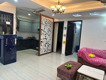 Bedroom in 2 BHK Builder Floor at Sector 23 – for Rent