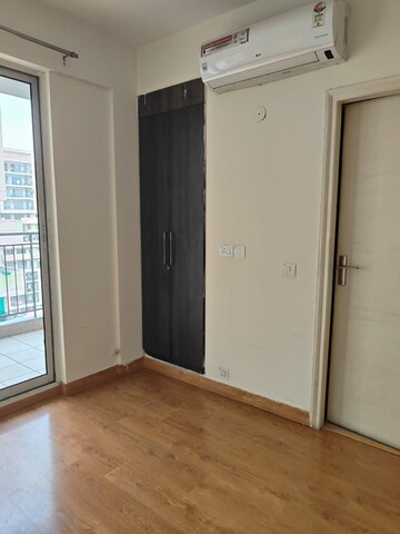 Room in 2.5 BHK Builder Floor at M3M Soulitude, Sector 89 – for Rent