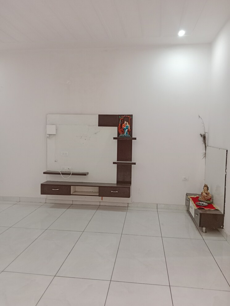 Room, huda 3 Bedroom 1855 Sq.Ft. Builder Floor In Huda Panipat 8826941