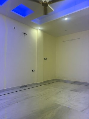 Room in 3 BHK Builder Floor at Vasundhara Sector 1 – for Sale